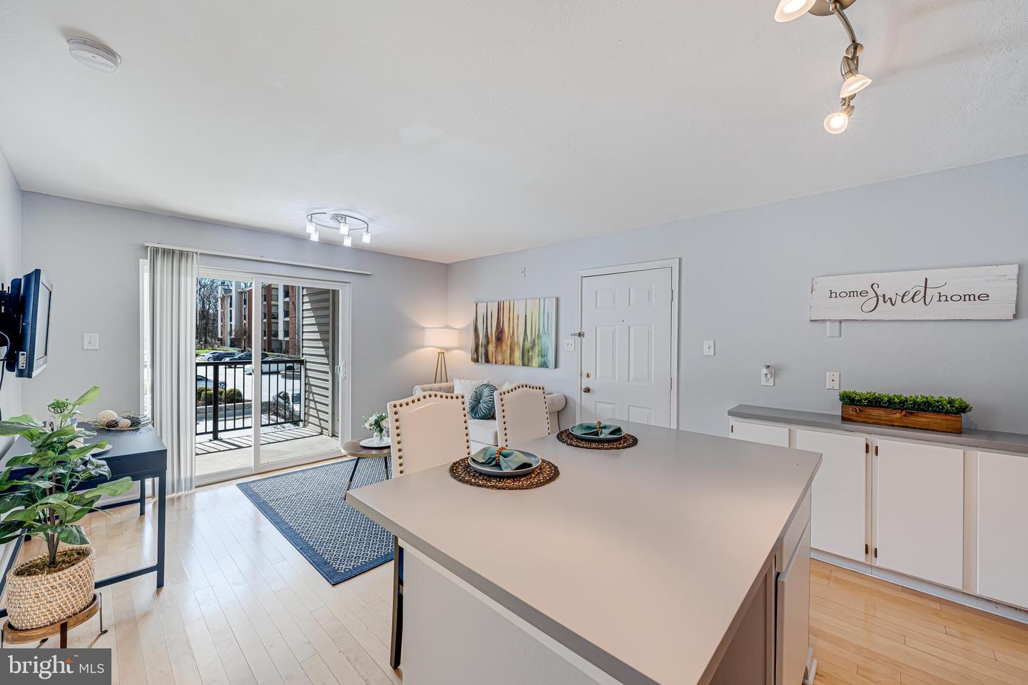 3306 Wyndham Cir #230