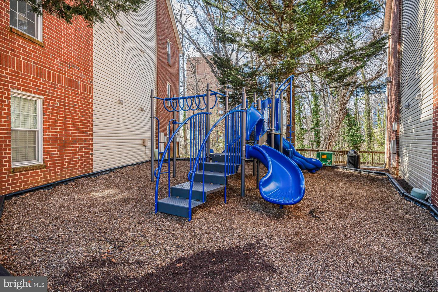 3306 Wyndham Cir #230