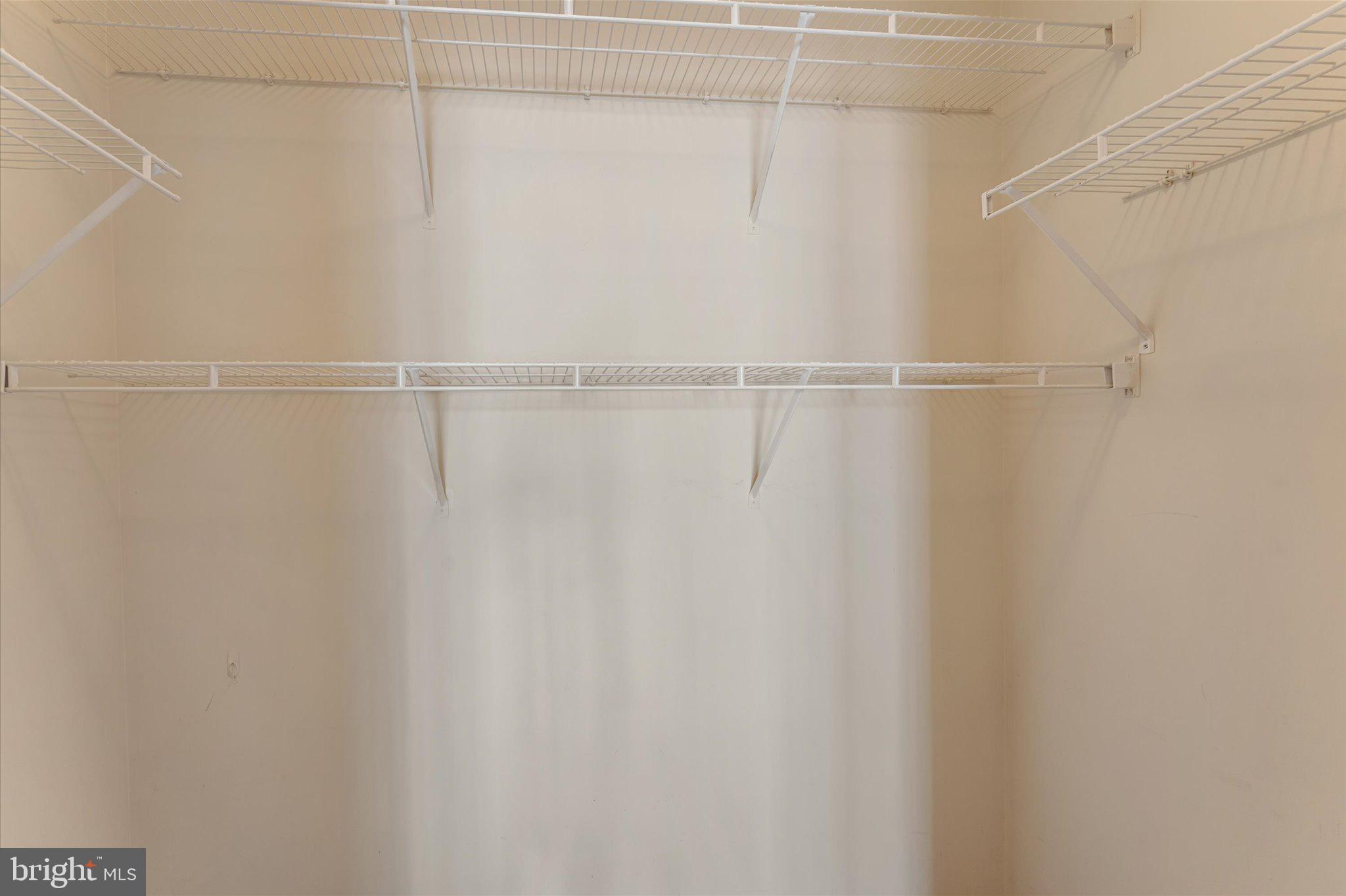 4560 STRUTFIELD LN #1301