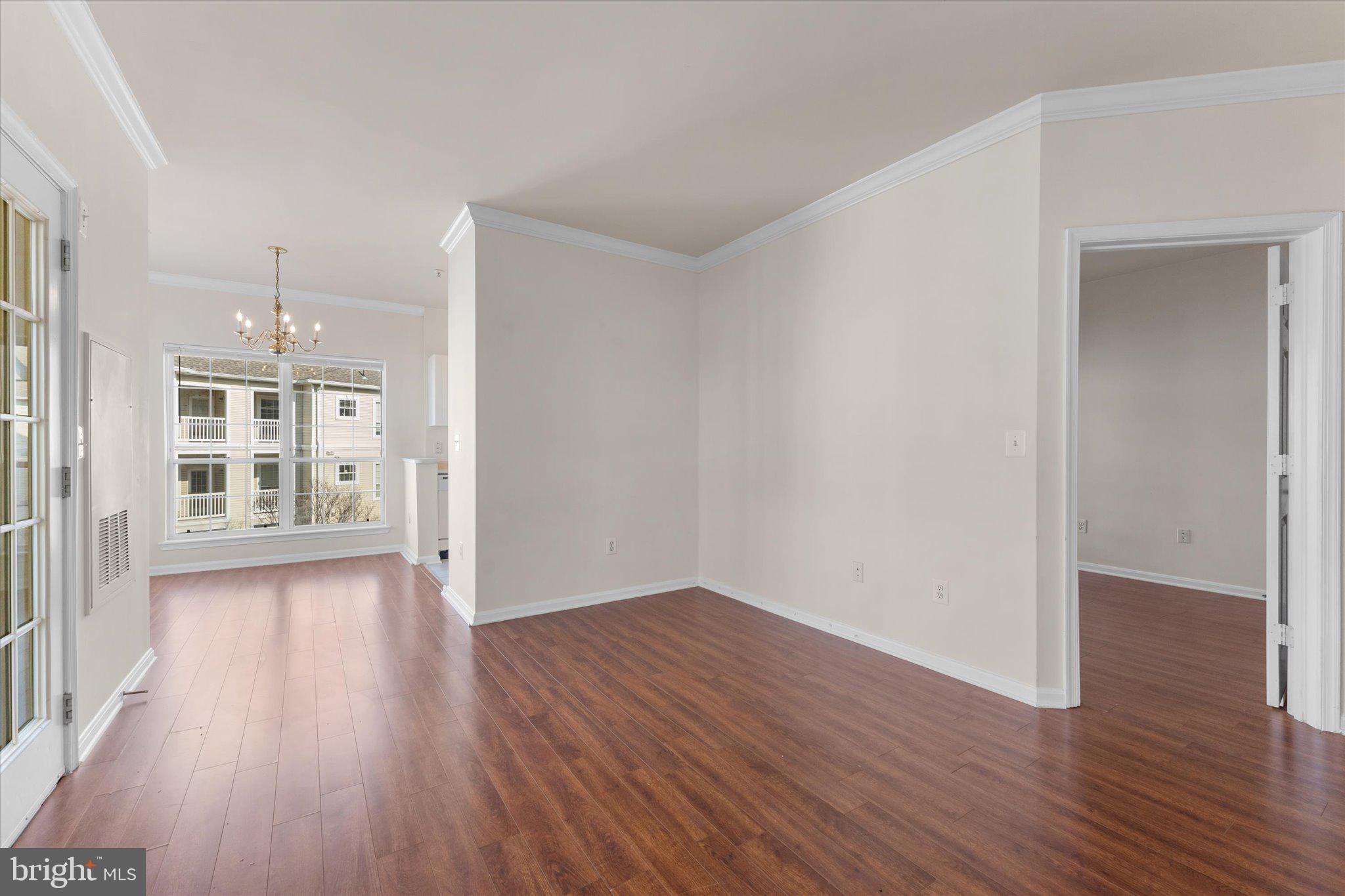 4560 STRUTFIELD LN #1301