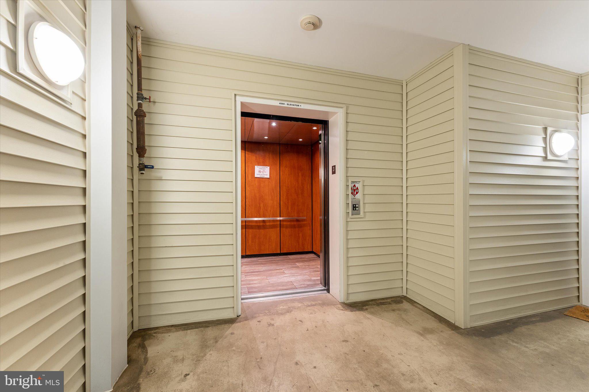 4560 STRUTFIELD LN #1301