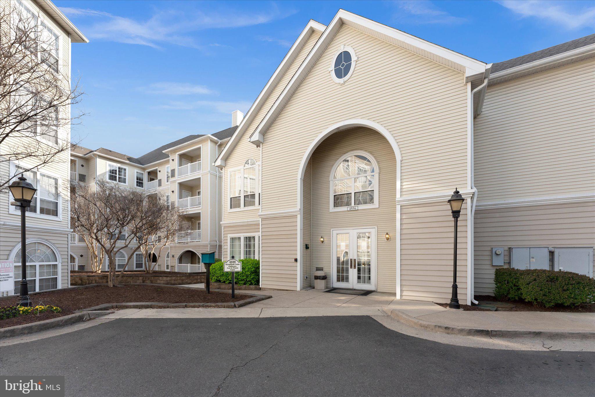 4560 STRUTFIELD LN #1301