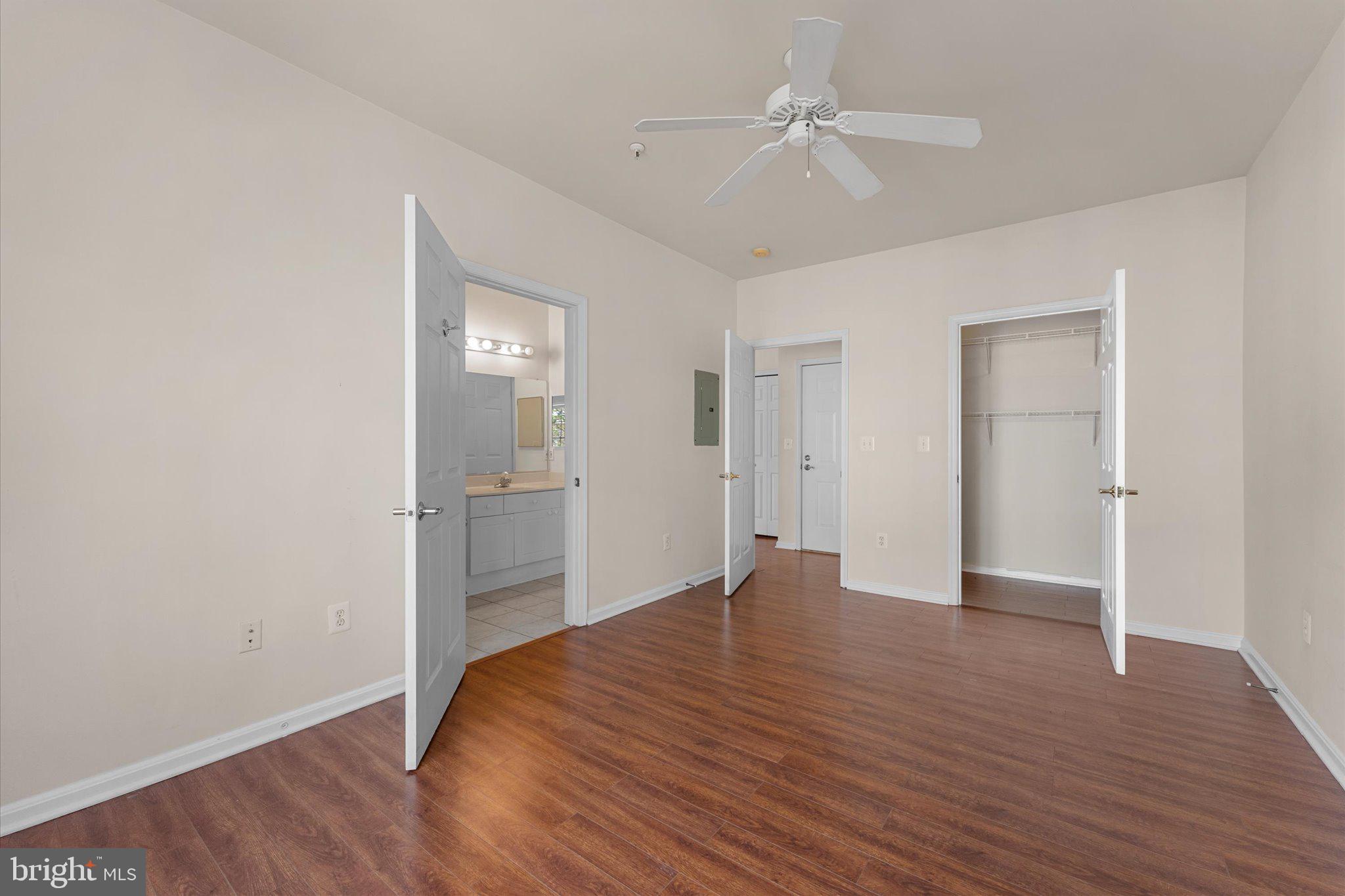 4560 STRUTFIELD LN #1301