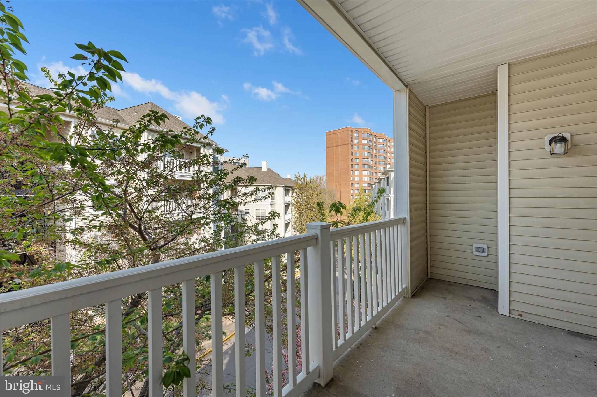 4560 STRUTFIELD LN #1301