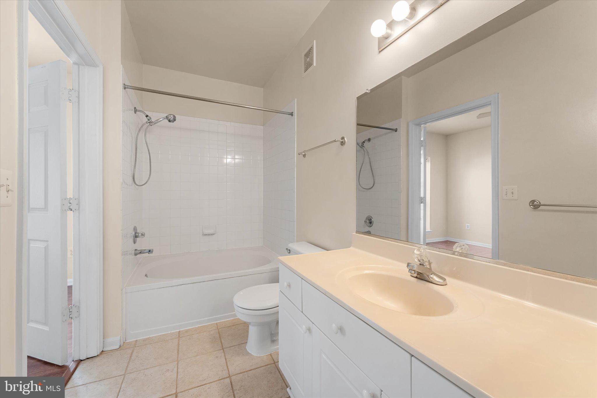 4560 STRUTFIELD LN #1301