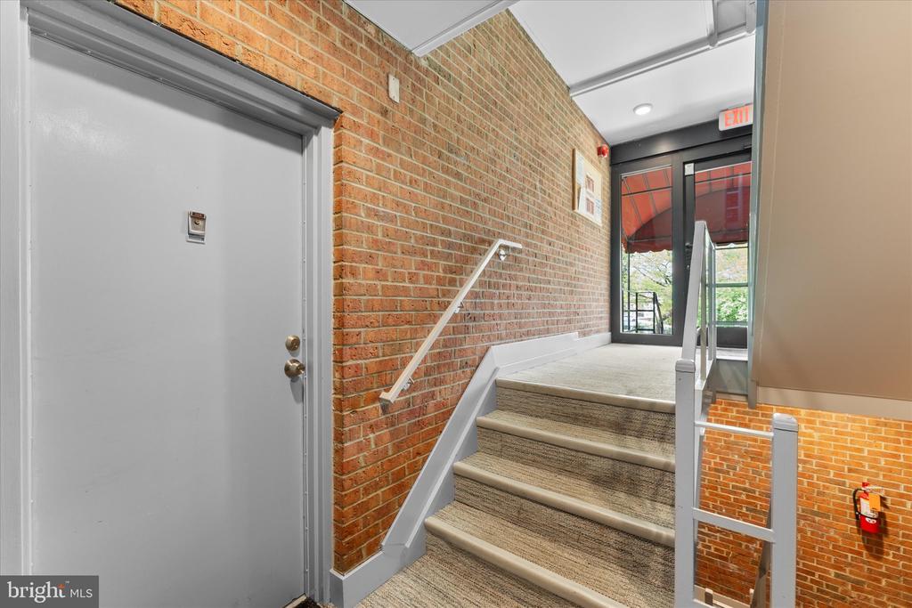 3342 28TH ST #204