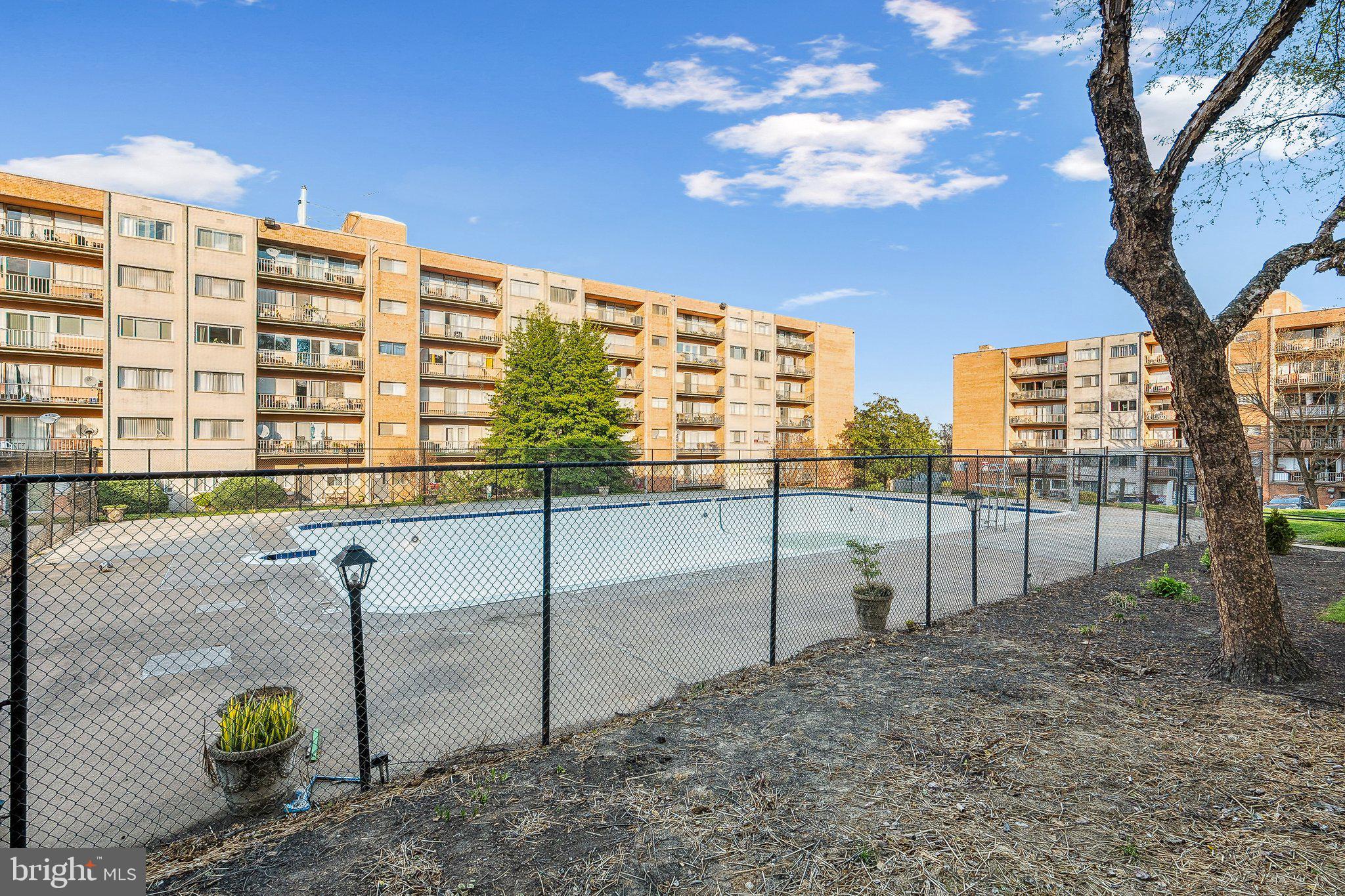 5851 QUANTRELL AVENUE 504