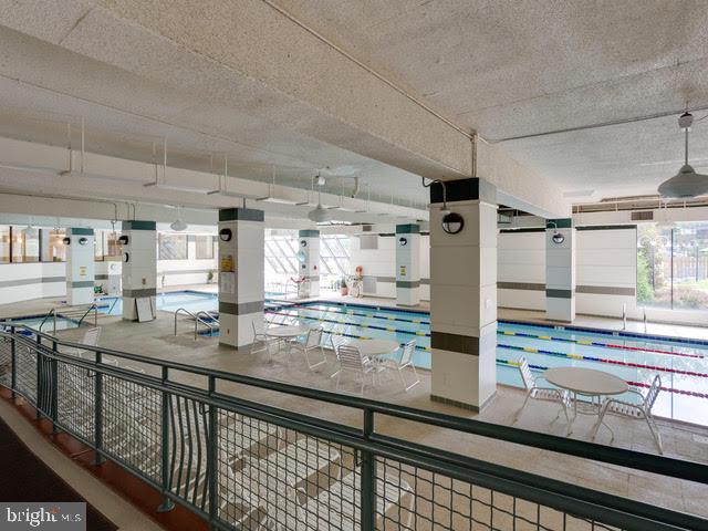 307 YOAKUM PKWY #1220