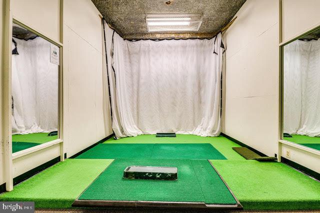 307 YOAKUM PKWY #1220