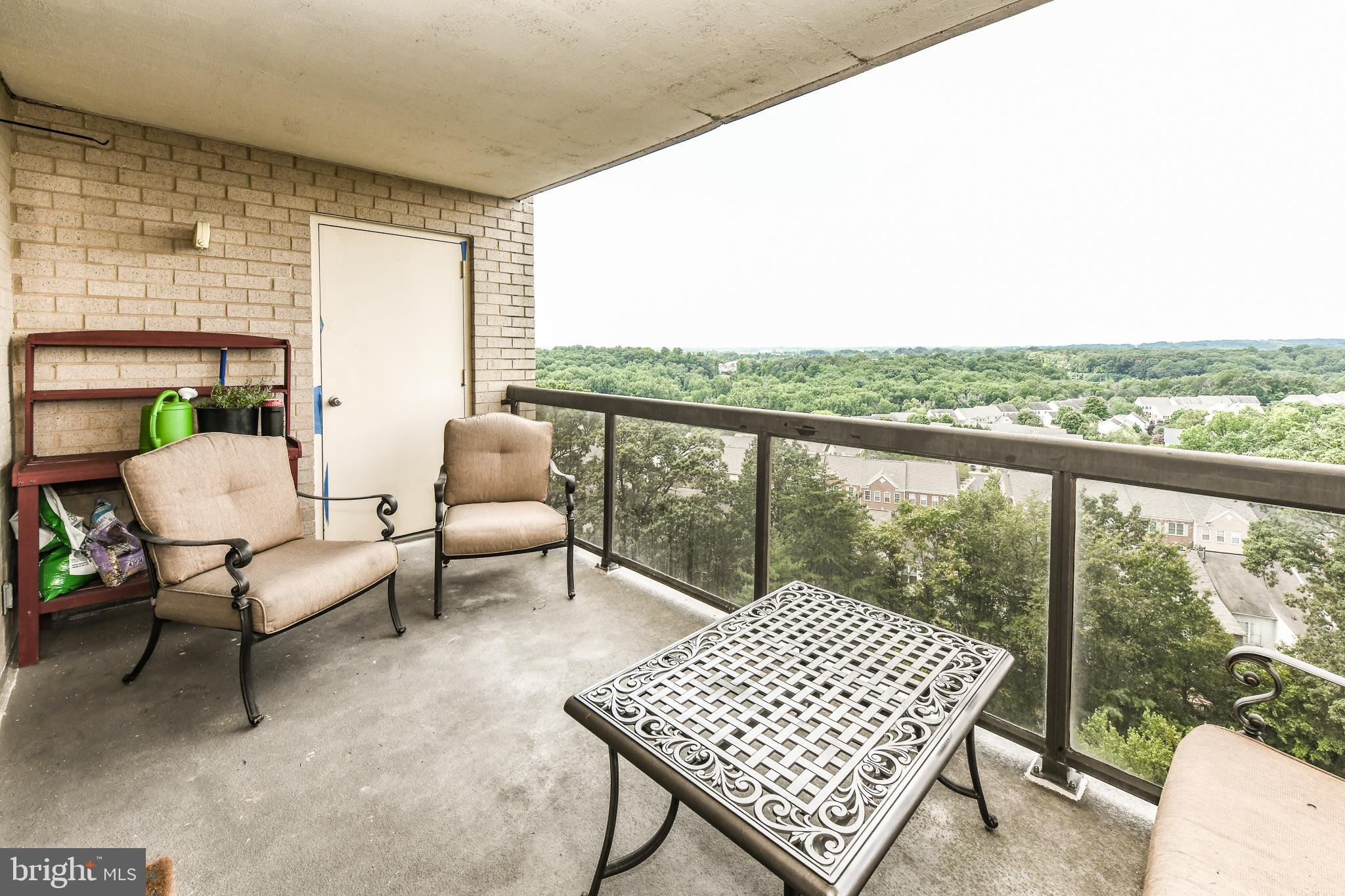 307 YOAKUM PKWY #1220