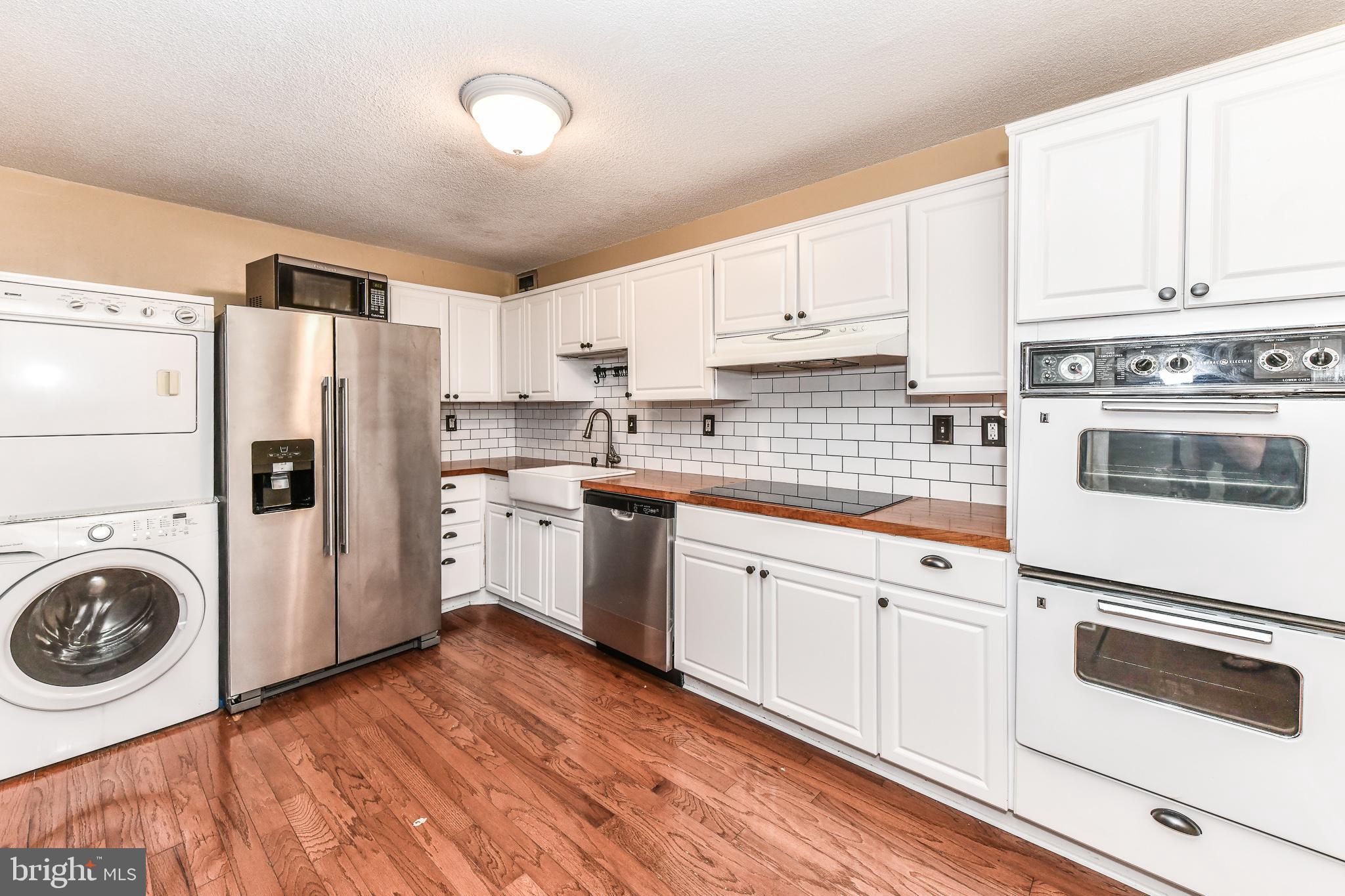 307 YOAKUM PKWY #1220