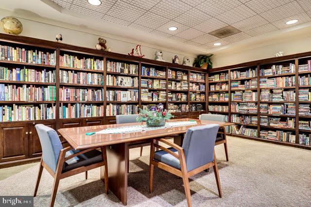 307 YOAKUM PKWY #1220