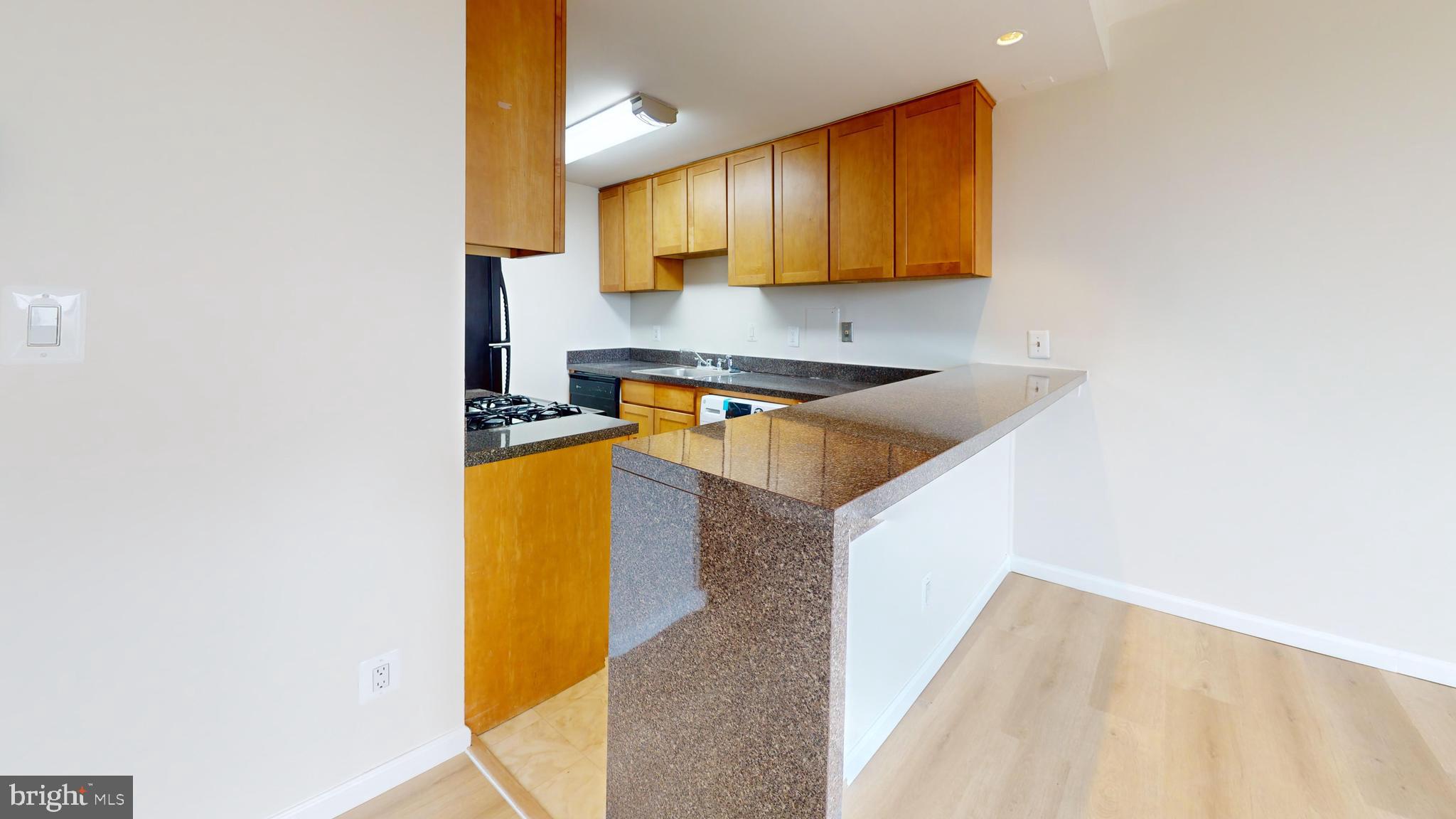 4600 Duke St #1018