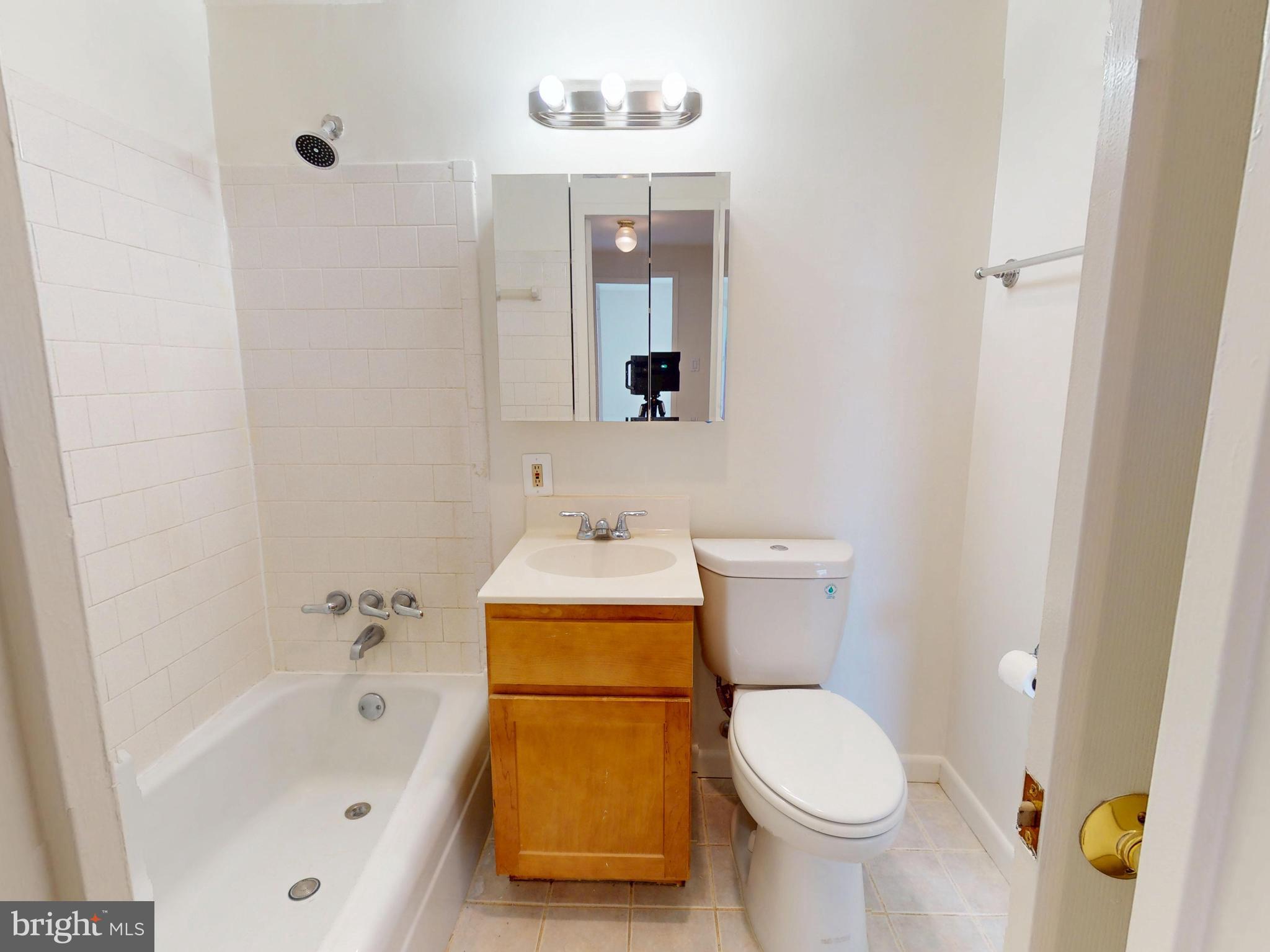 4600 Duke St #1018