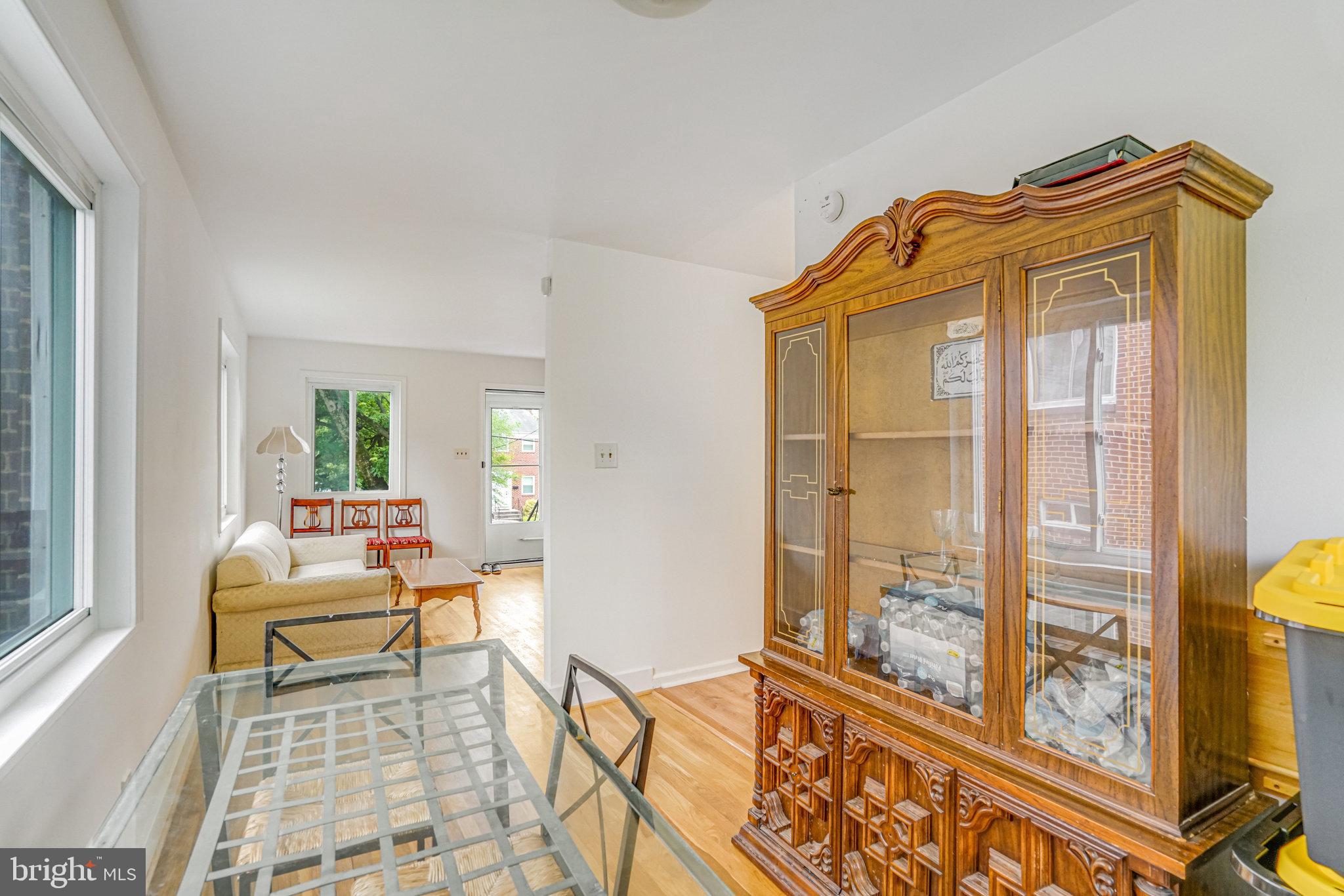 105 S Iris St