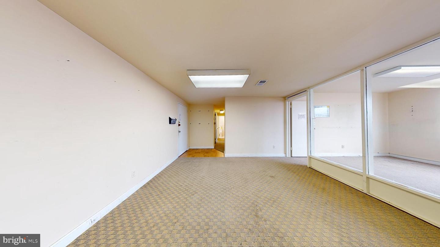 4600 Duke St #328