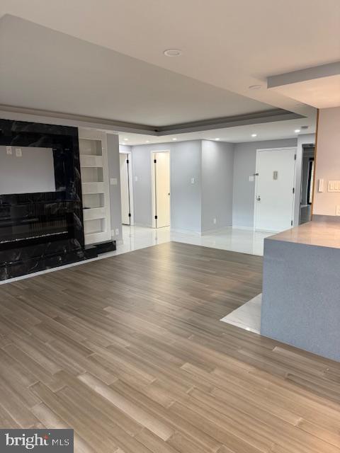 309 YOAKUM PKWY #905