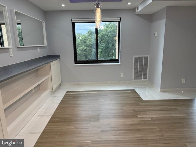 309 YOAKUM PKWY #905