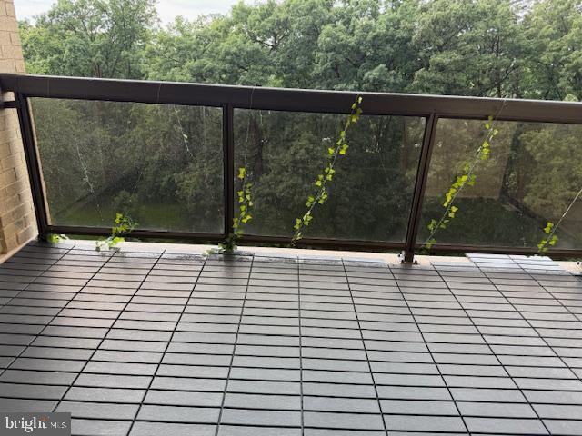 309 YOAKUM PKWY #905