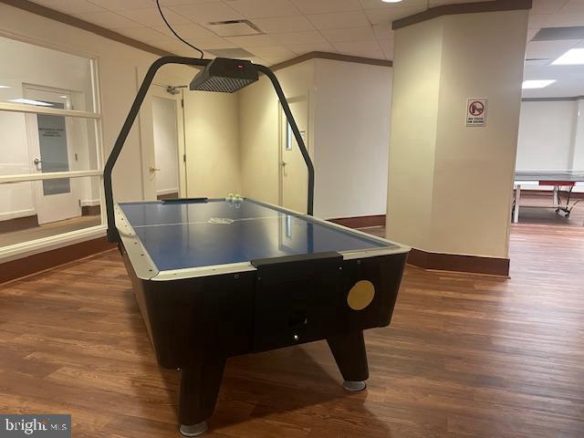 309 YOAKUM PKWY #905