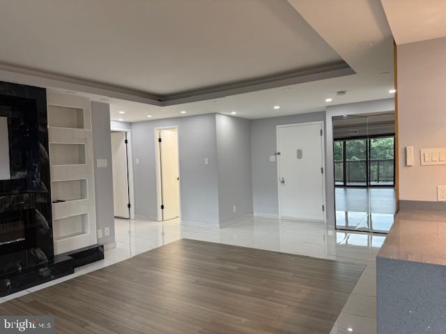 309 YOAKUM PKWY #905