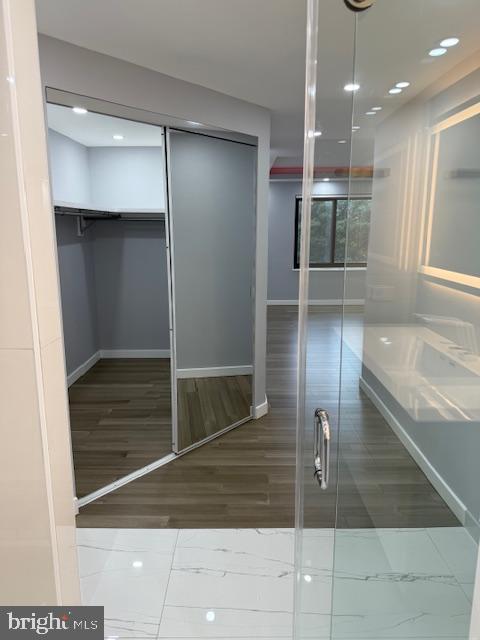 309 YOAKUM PKWY #905