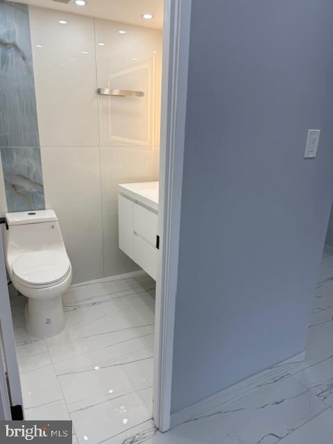 309 YOAKUM PKWY #905