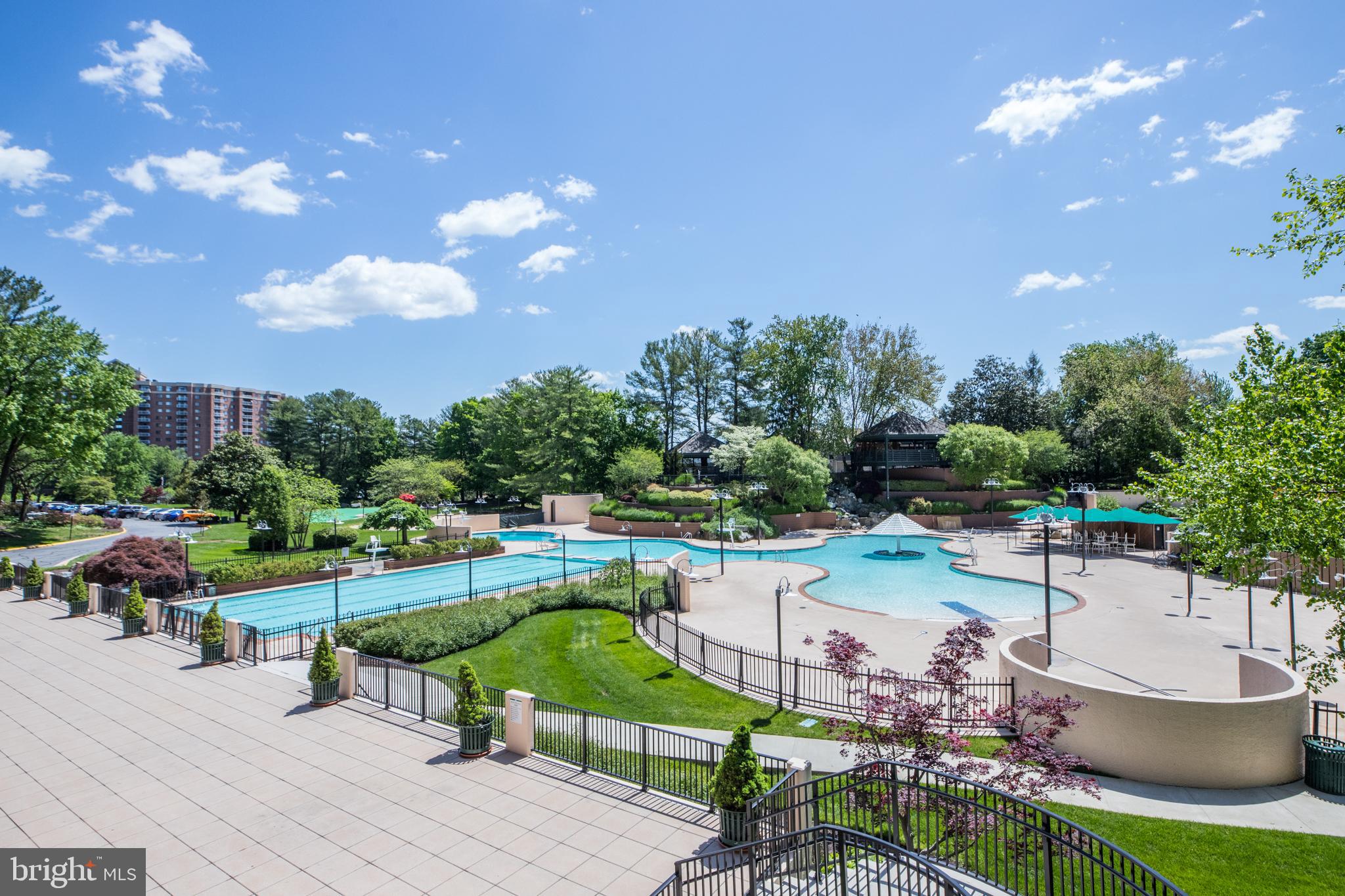 307 YOAKUM PKWY #519