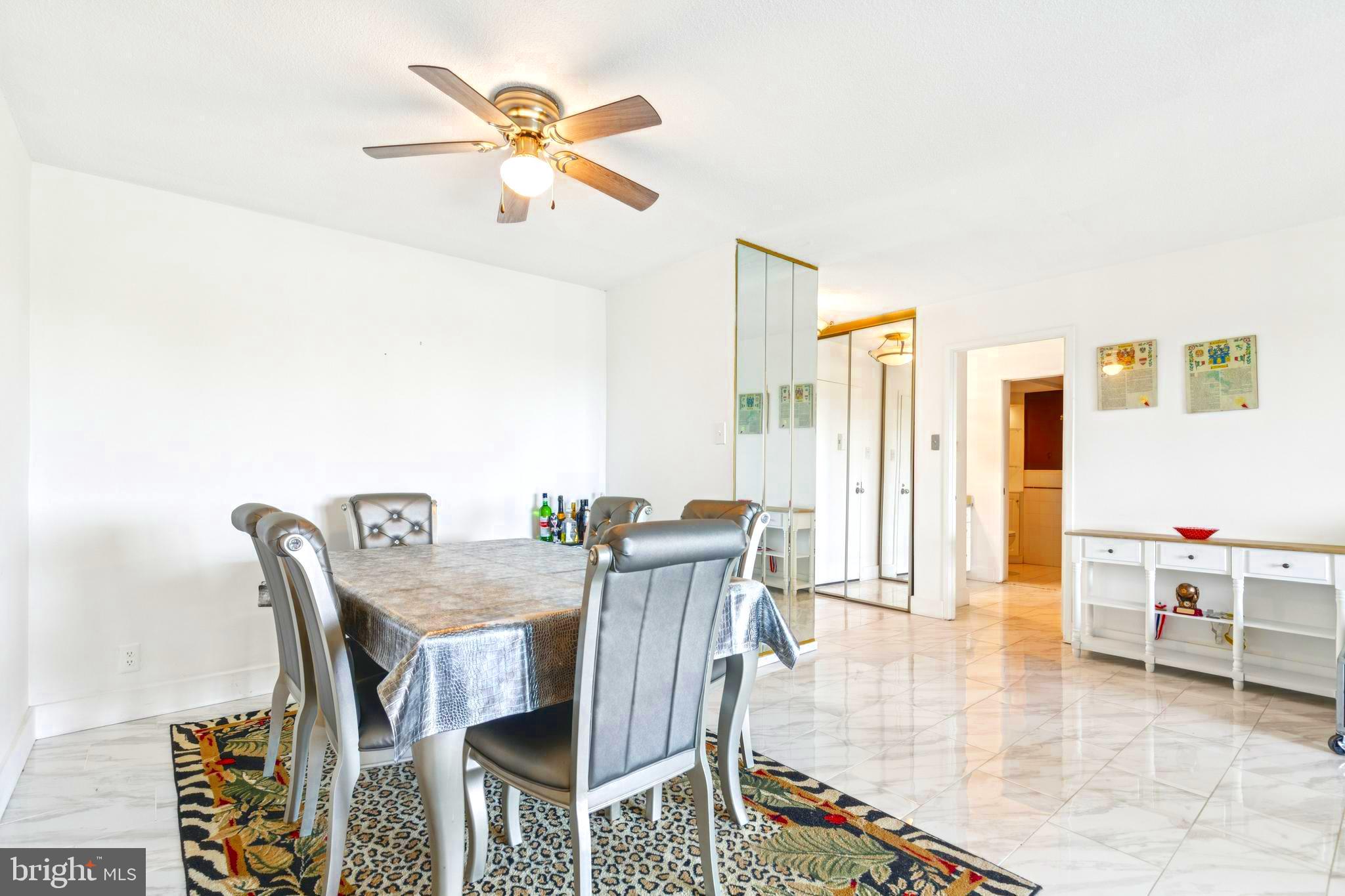 307 YOAKUM PKWY #519