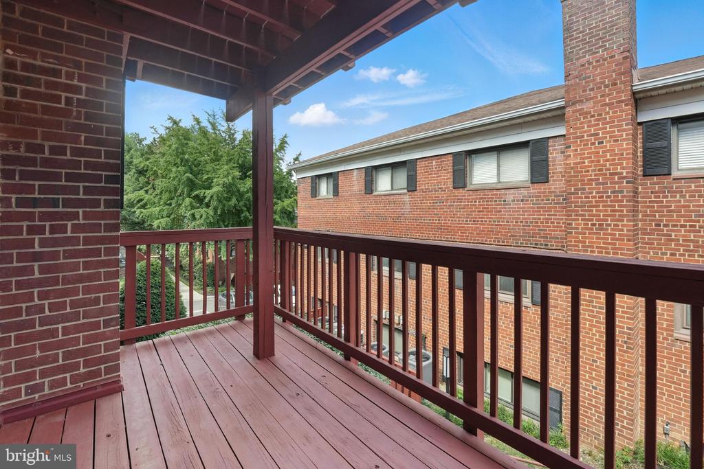 206 Skyhill Rd #6