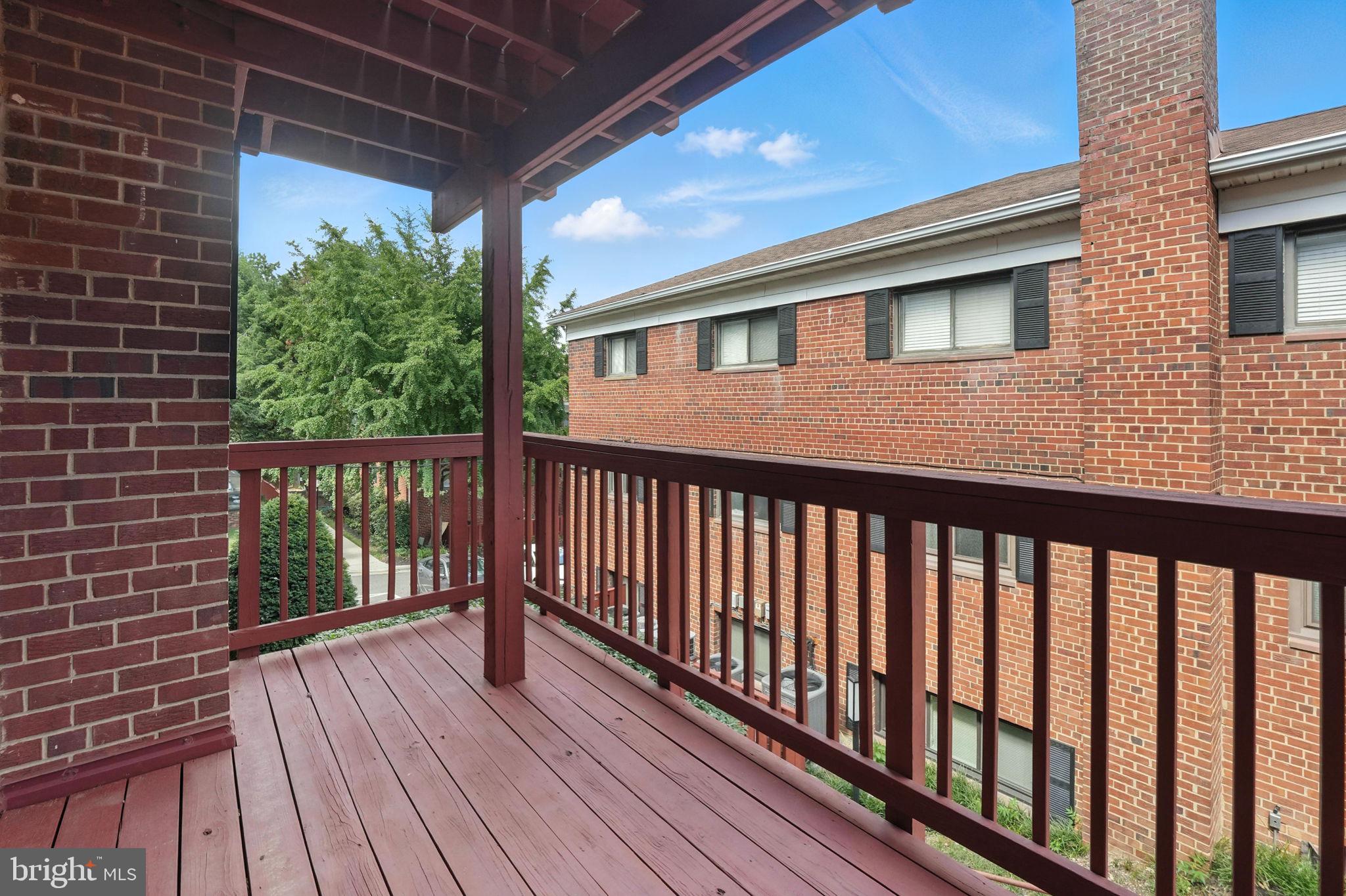 206 Skyhill Rd #6