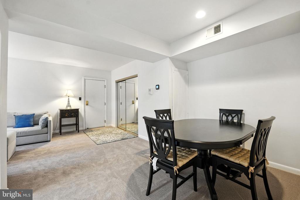 206 Skyhill Rd #6