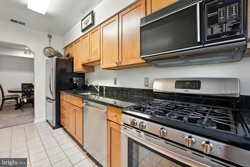 206 Skyhill Rd #6