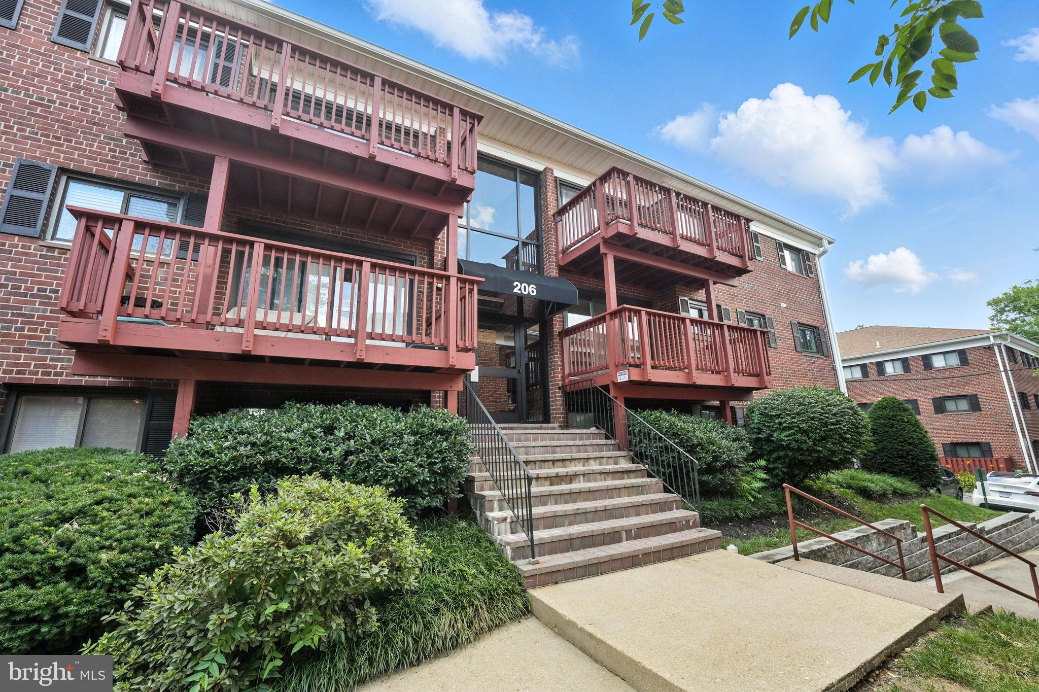 206 Skyhill Rd #6