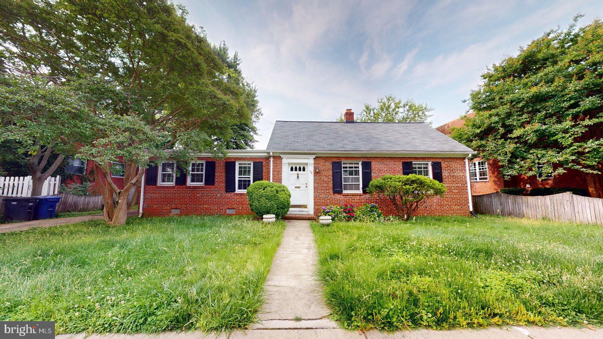 15 E CUSTIS AVE