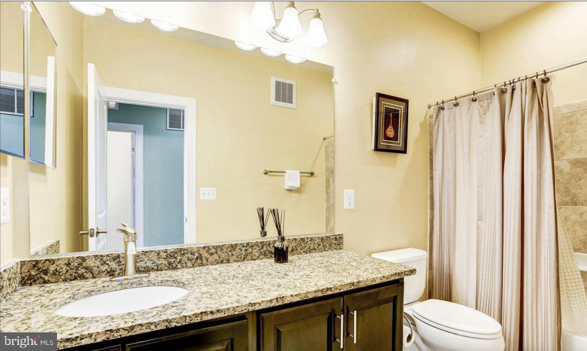 2107 MAIN LINE BLVD #101