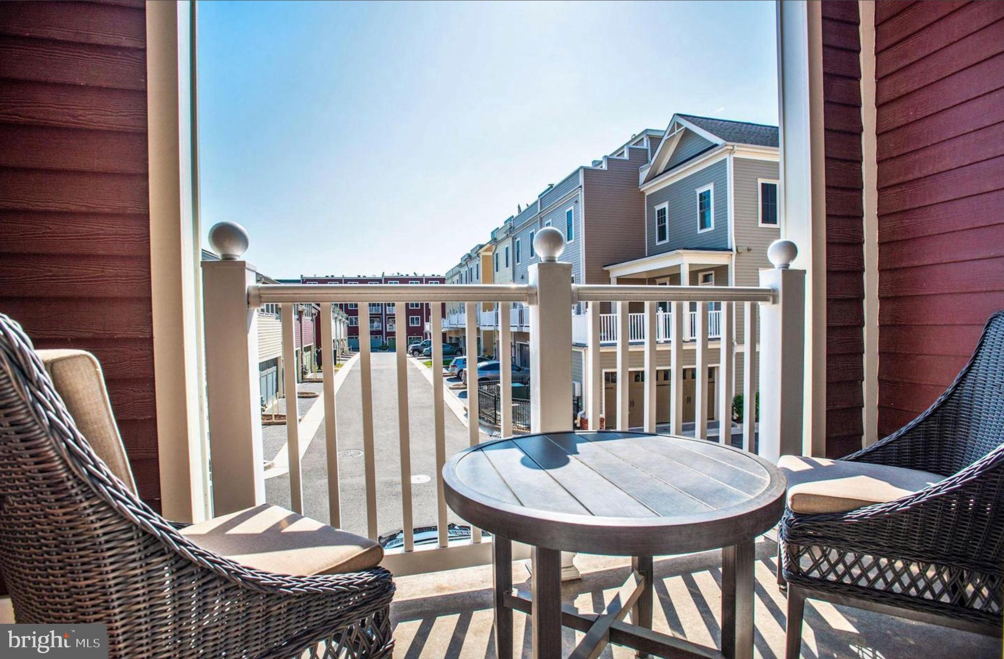 2107 MAIN LINE BLVD #101