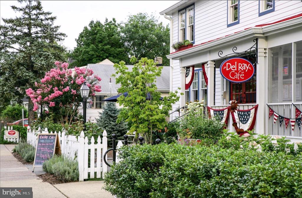 2107 MAIN LINE BLVD #101