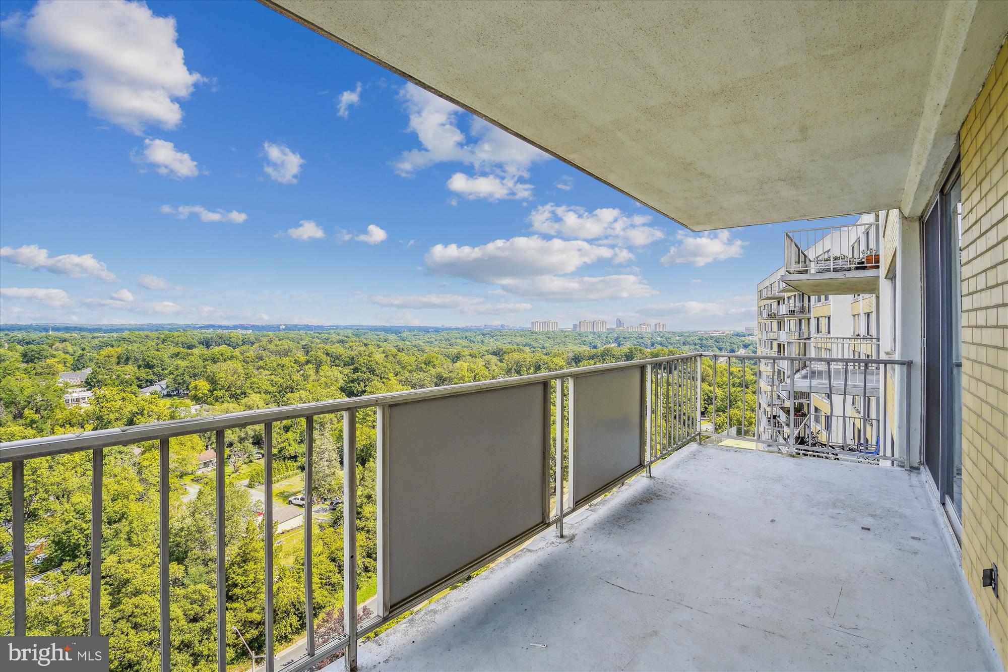 301 N Beauregard St #1507