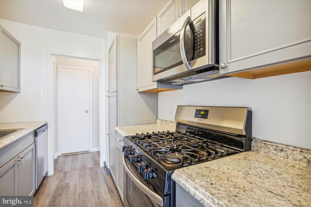 301 N Beauregard St #1507