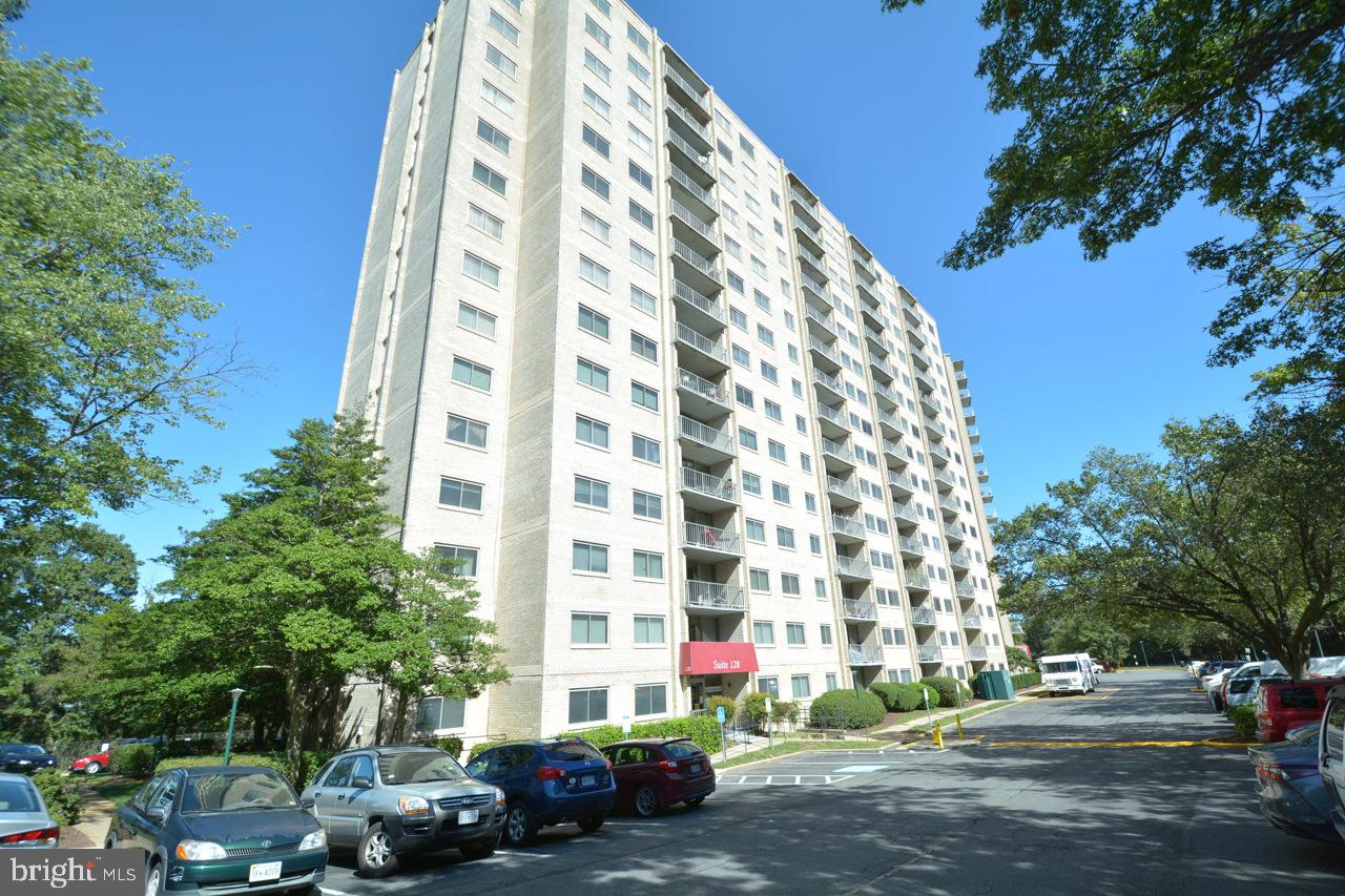 2500 N VAN DORN ST #1211