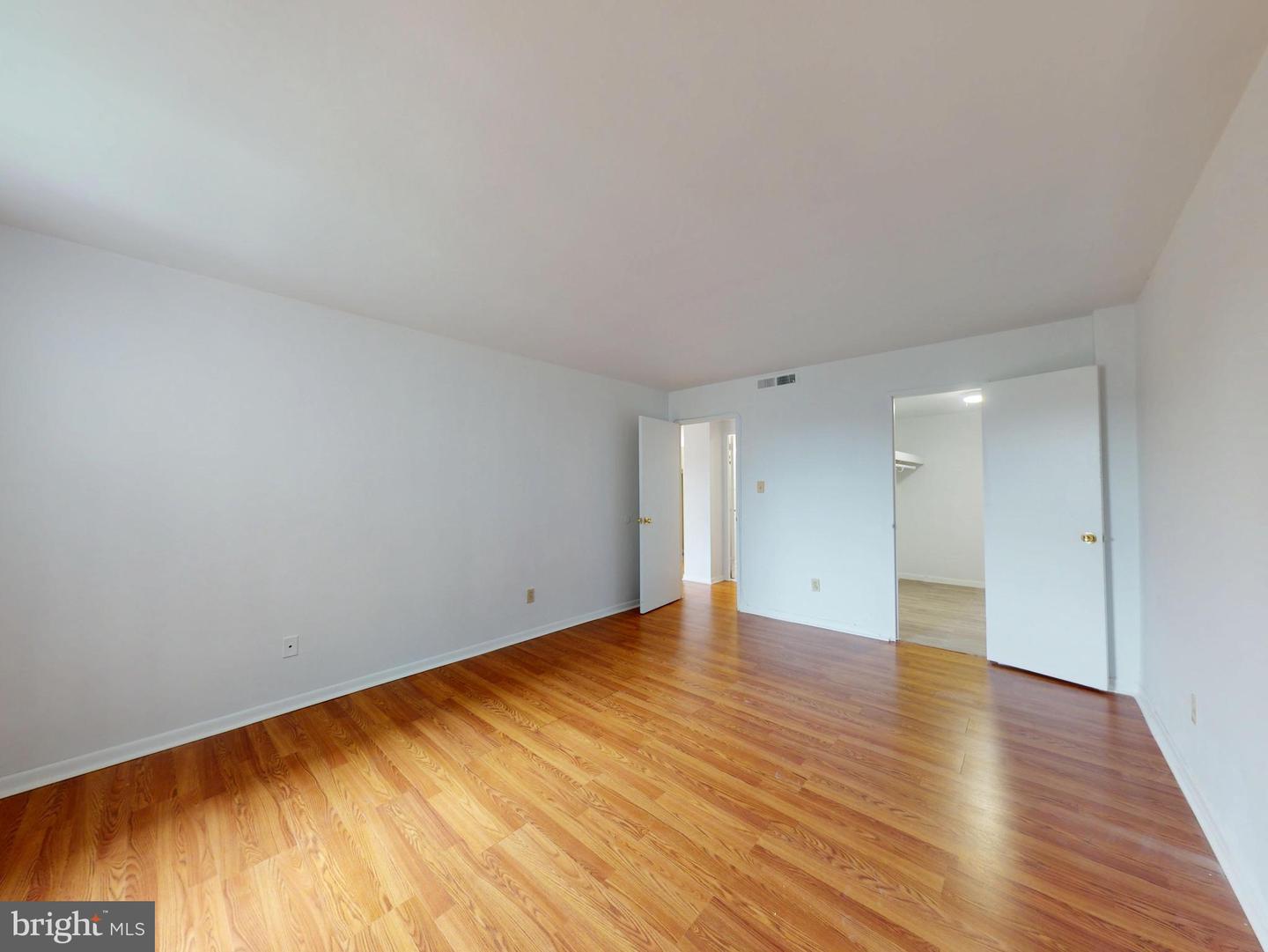 4600 Duke St #512