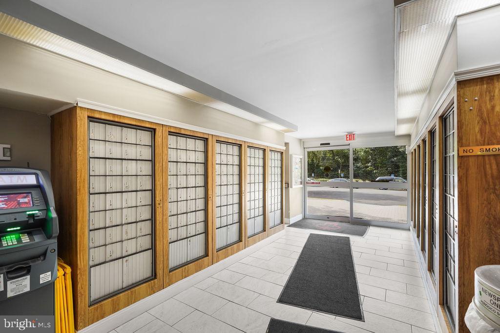 2500 N van Dorn St #517