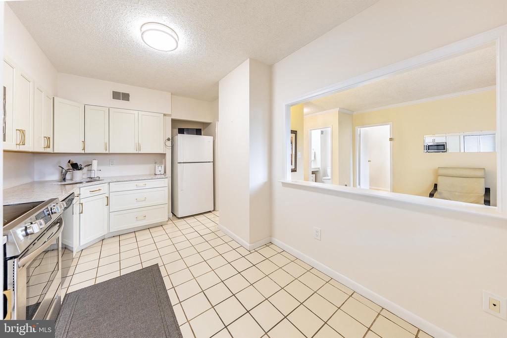 5500 HOLMES RUN PARKWAY 207