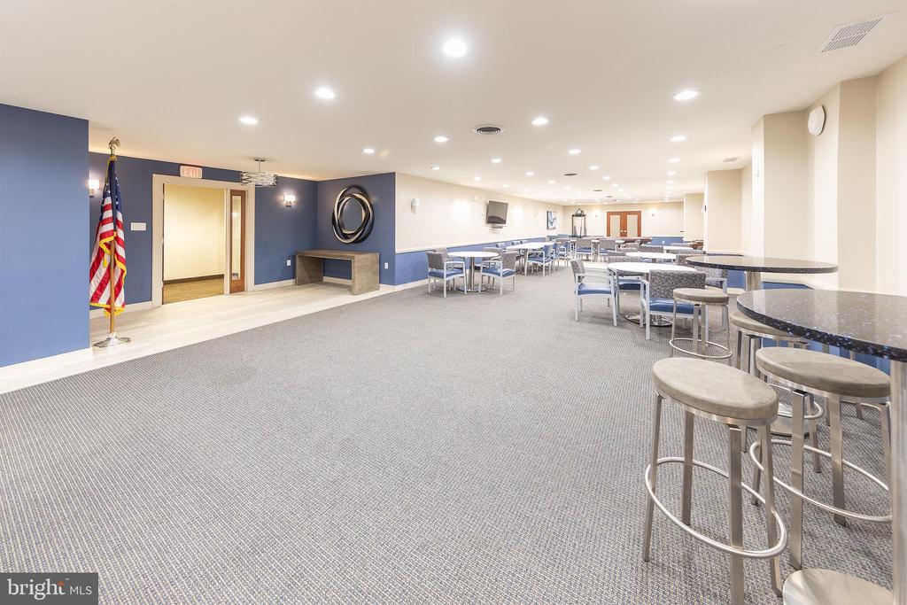 5500 HOLMES RUN PARKWAY 207