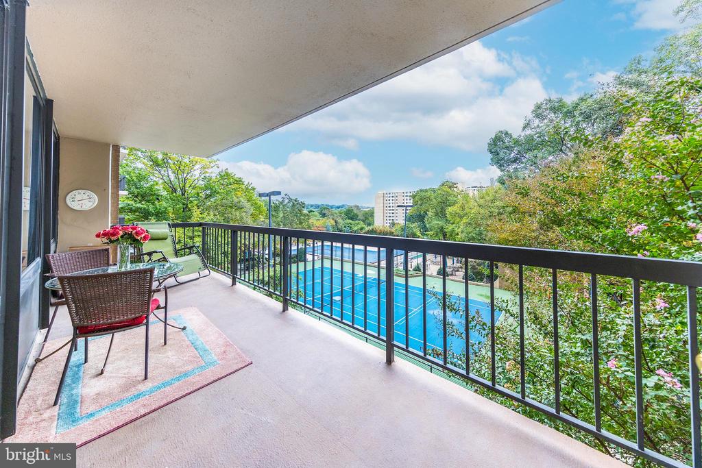 5500 HOLMES RUN PARKWAY 207