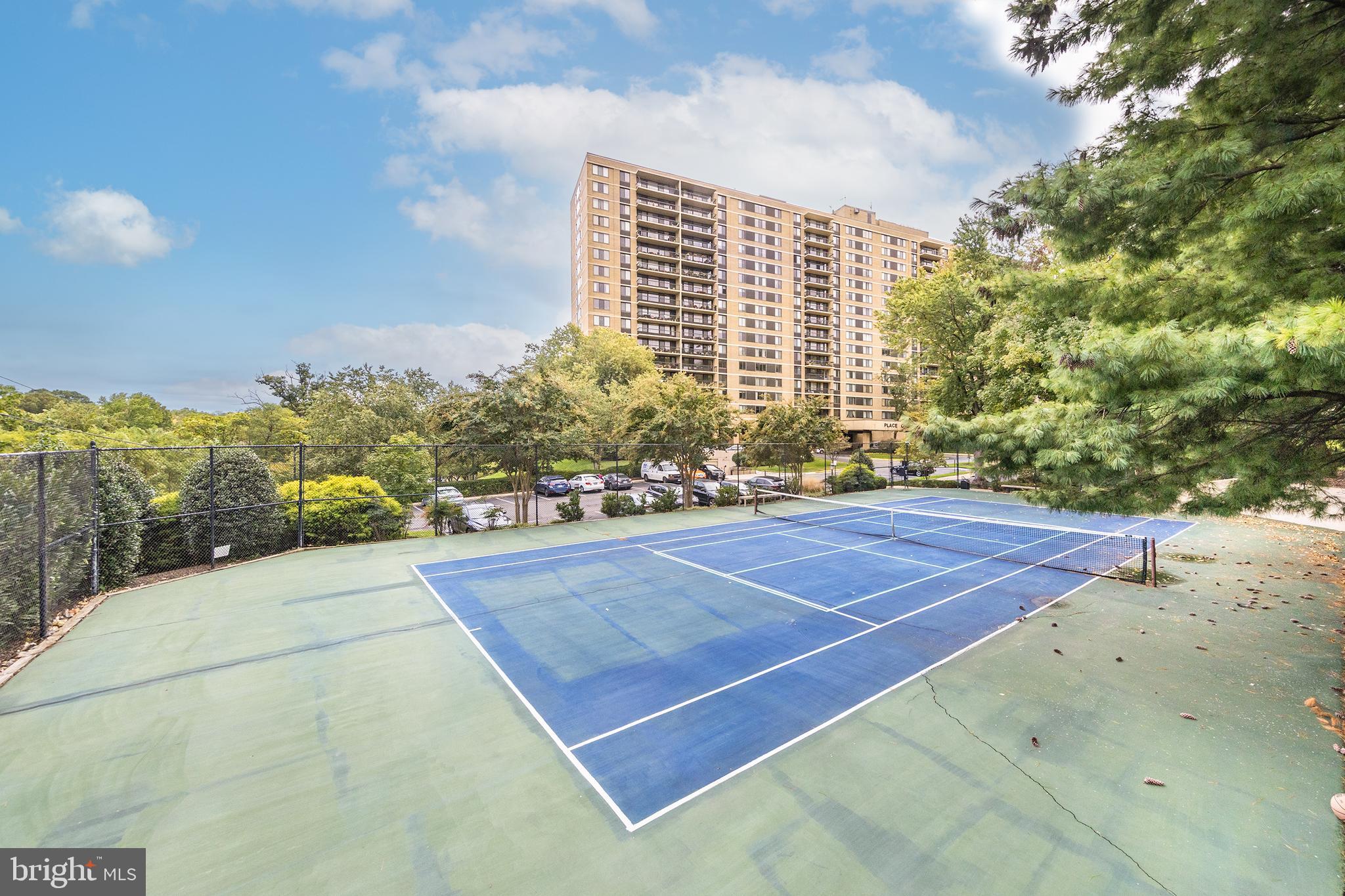 5500 HOLMES RUN PARKWAY 207