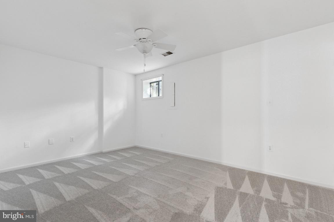 3804 VERMONT COURT
