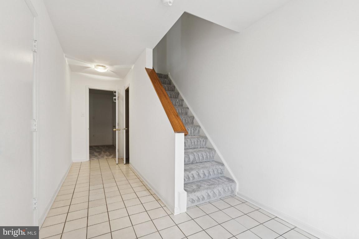 3804 VERMONT COURT
