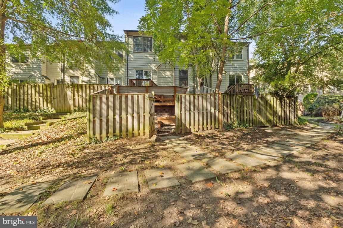 3804 VERMONT COURT